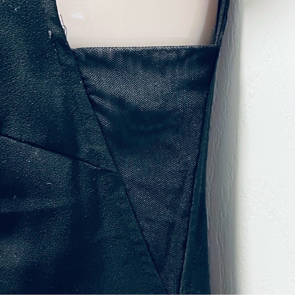 🌸3 for $30 H&M Black Dress long sleeveless Mesh details Size 4 - Picture 8 of 17